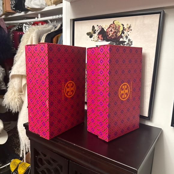Tory Burch empty boxes - Picture 2 of 4